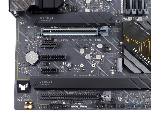 ASUS TUF GAMING Z690-PLUS WIFI D4 review_00730_DxO
