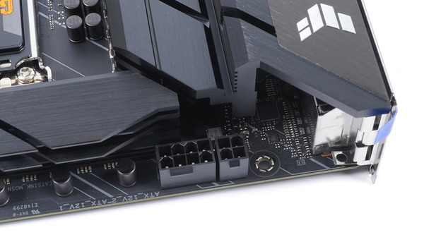 ASUS TUF GAMING Z690-PLUS WIFI D4 review_00718_DxO