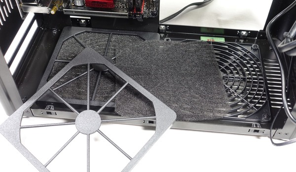 Lian Li PC-Q38 review_00811