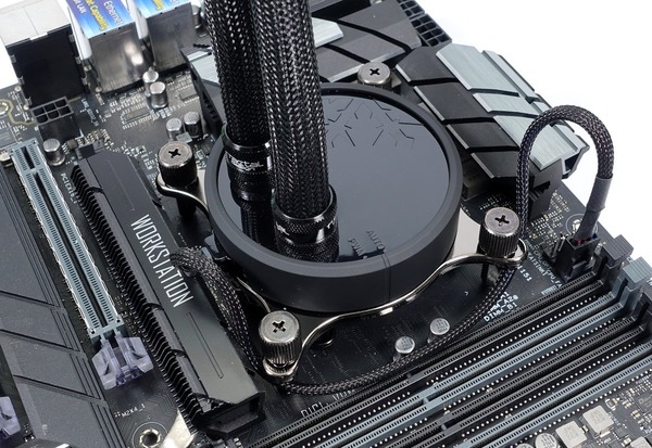 Fractal Design Celsius S36 Blackout review_06514_DxO