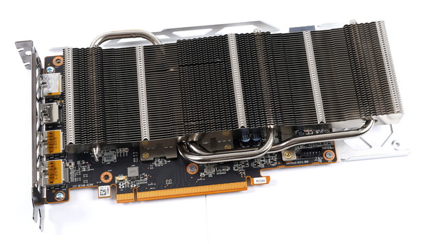 SAPPHIRE NITRO+ AMD Radeon RX 6600 XT GAMING OC 8GB GDDR6 review_07034_DxO