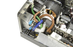 Corsair HX1000i_internal (2)