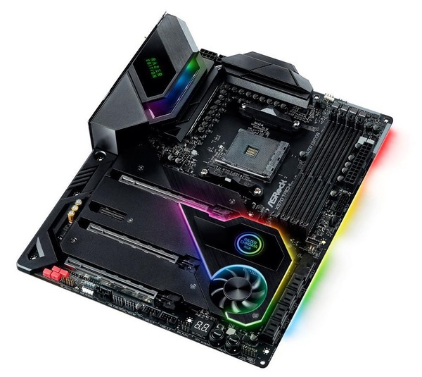 ASRock X570 Taichi Razer Edition (4)
