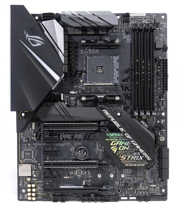 ASUS ROG STRIX X470-F GAMING review_05568_DxO