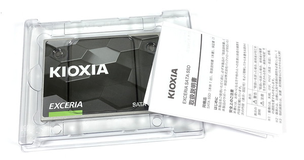 KIOXIA EXCERIA SATA SSD 960GB review_02089_DxO