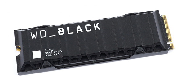 WD_BLACK SN850 NVMe SSD 2TB with Heatsink review_02351_DxO