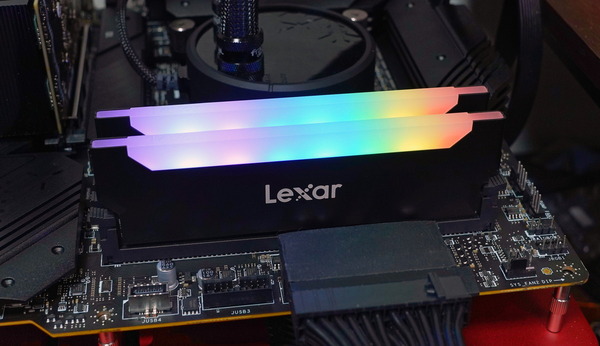 Lexar Hades RGB DDR4 review_01581_DxO