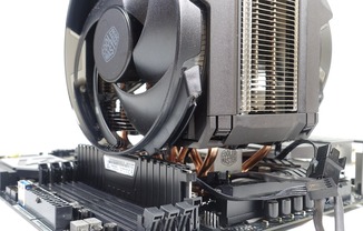 CoolerMaster MasterAir Maker 8_05340