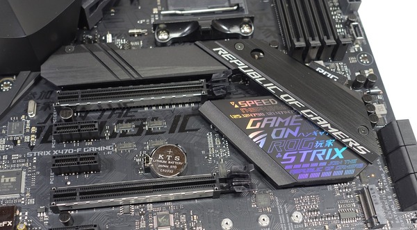 ASUS ROG STRIX X470-F GAMING review_05639