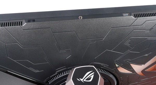 ASUS ROG Swift PG32UQX review_08975_DxO