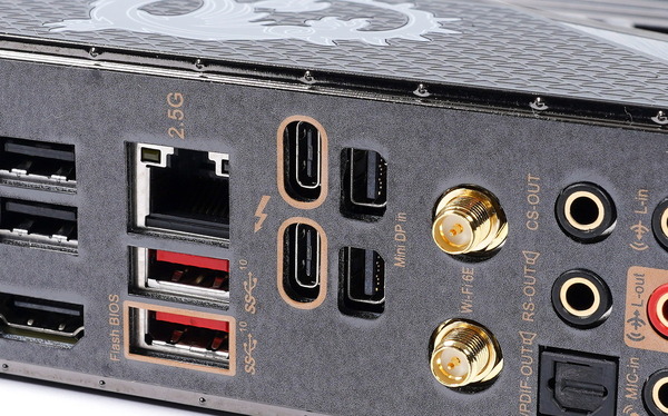 MSI MEG Z590 ACE review_01872_DxO