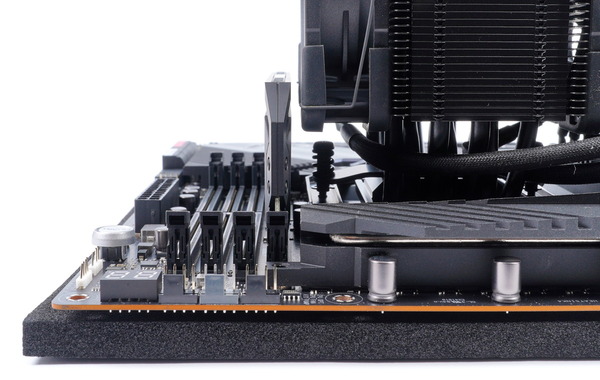 Noctua NH-U12A chromax.black review_01786_DxO