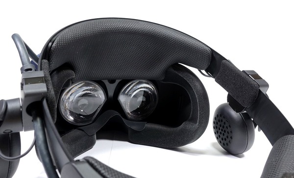HTC VIVE Cosmos review_02811_DxO