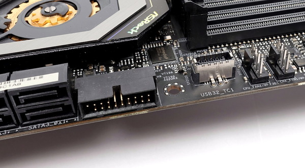 ASRock X299 Taichi CLX review_05617_DxO