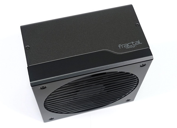 Fractal Design Ion+ Platinum 860W review_01070_DxO