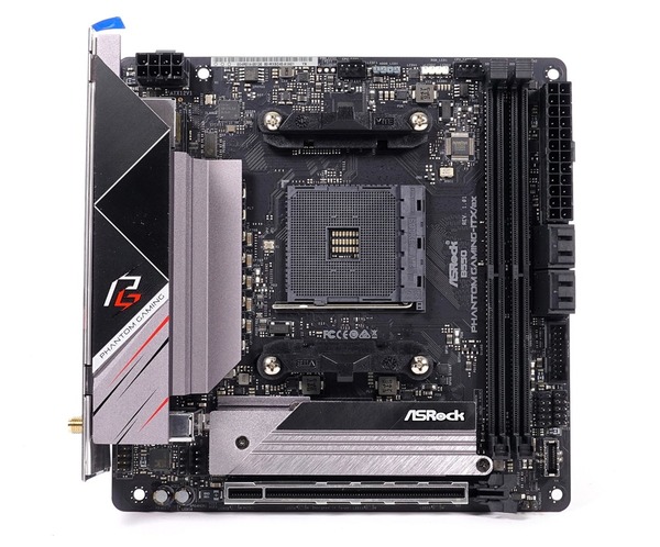 ASRock B550 Phantom Gaming-ITX/ax review_02054_DxO