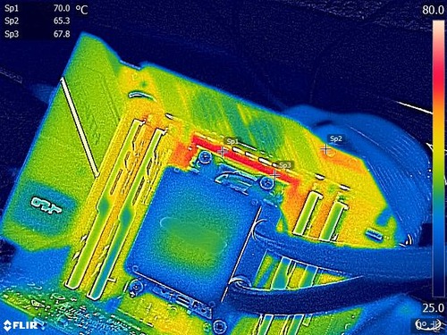 ASUS ROG ZENITH EXTREME Alpha_FLIR_2990WX_def (1)