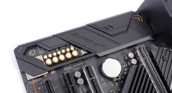 ASUS ROG Crosshair VIII Dark Hero review_07626_DxO