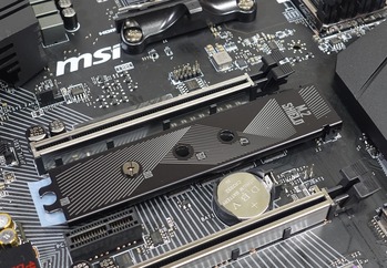 MSI X470 GAMING PRO CARBON review_05542