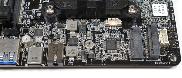 ASRock DeskMini A300 review_06263_DxO