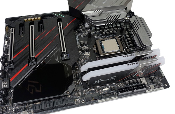Team XCALIBUR Phantom Gaming RGB review_00641_DxO