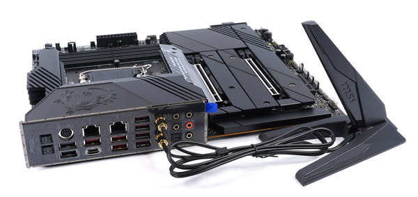 MSI MEG Z690 UNIFY review_00216_DxO