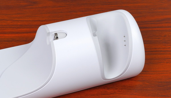 Anker Charging Dock for Oculus Quest 2 review_04892_DxO