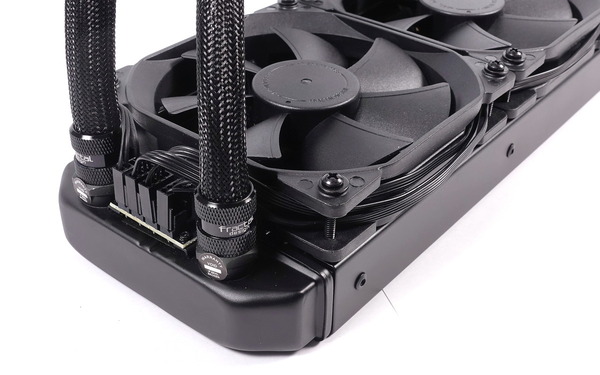 Fractal Design Celsius S36 Blackout review_05720_DxO