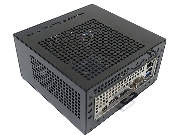 ASRock DeskMini X300 review_06226_DxO