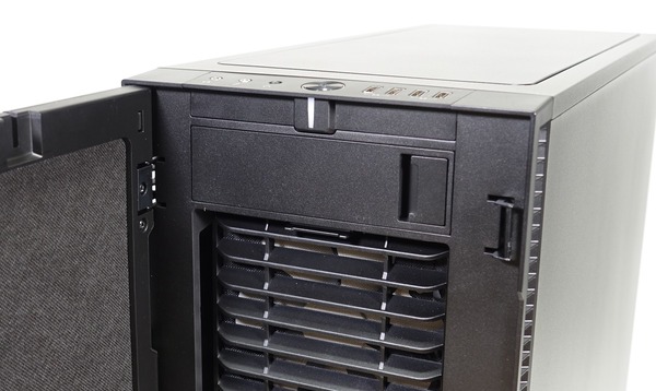 Fractal Design Define R6 review_03935