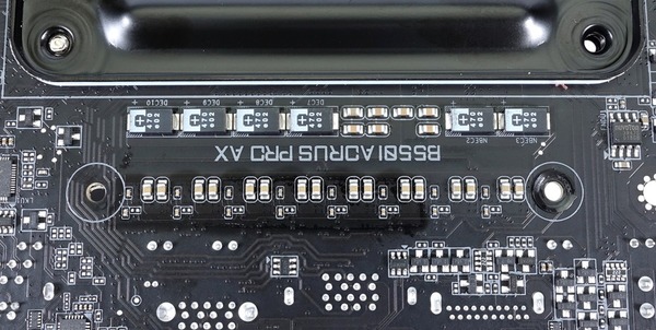 GIGABYTE B550I AORUS PRO AX_02692_DxO