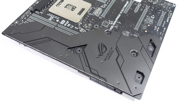 ASUS ROG RAMPAGE VI EXTREME review_02847