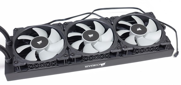 Corsair H150i PRO RGB review_03701