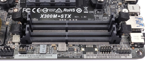ASRock DeskMini X300 review_03499_DxO