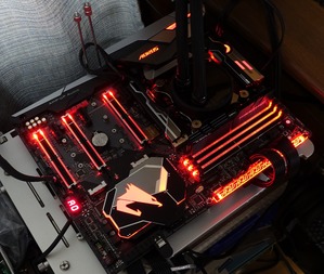 GIGABYTE Z370 AORUS Gaming 7 review_01854