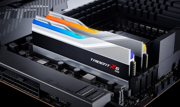 02-trident-z5-rgb-silver-2