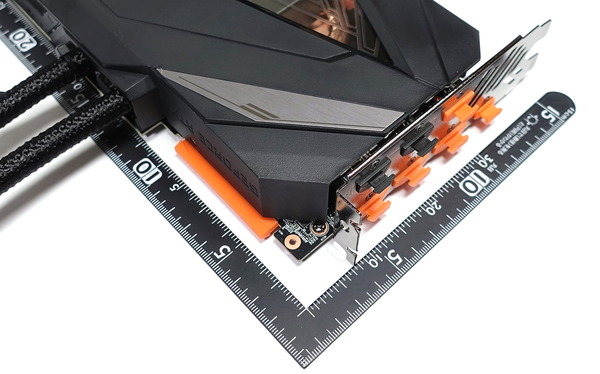 GIGABYTE AORUS GeForce RTX 2080 Ti XTREME WATERFORCE 11G review_07645_DxO