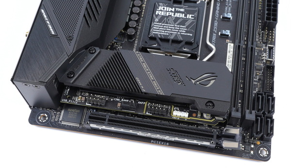 ASUS ROG STRIX Z590-I GAMING WIFI review_02877_DxO