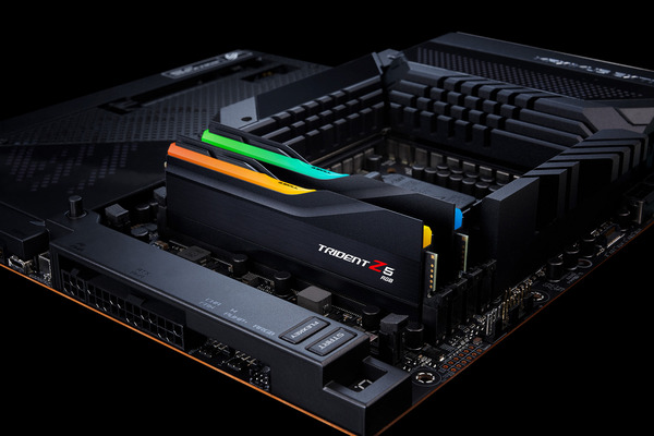 01-trident-z5-rgb-black-2