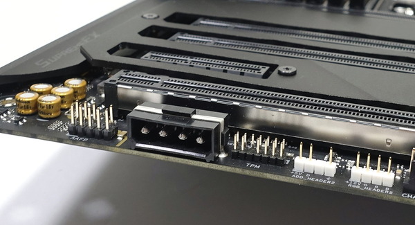 ASUS ROG ZENITH EXTREME Alpha review_07934_DxO