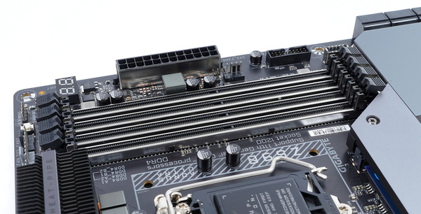 GIGABYTE Z590 AORUS ULTRA review_02486_DxO
