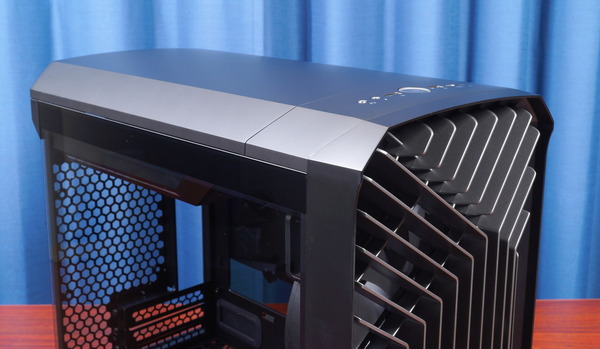 Fractal Design Torrent Nano review_04306_DxO