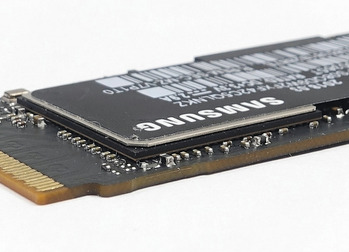 Samsung SSD 970 EVO 2TB review_05833_DxO