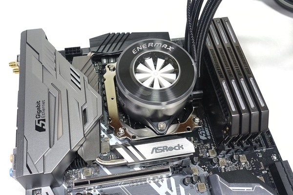 ENERMAX LIQFUSION 240 review_06793