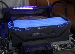 Corsair VENGEANCE RGB PRO review_07374