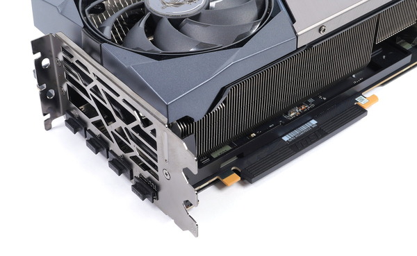 MSI GeForce RTX 3090 Ti SUPRIM X 24G review_07773_DxO