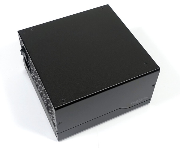Fractal Design Ion+ Platinum 860W review_01067_DxO