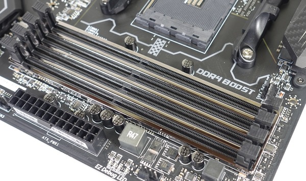 MSI X370 GAMING PRO CARBON review_05569