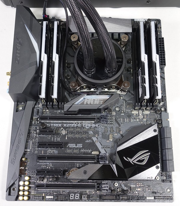 ASUS ROG STRIX X299-E GAMING review_08953