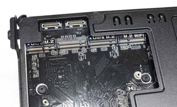ASRock DeskMini GTX 1080 review_02730